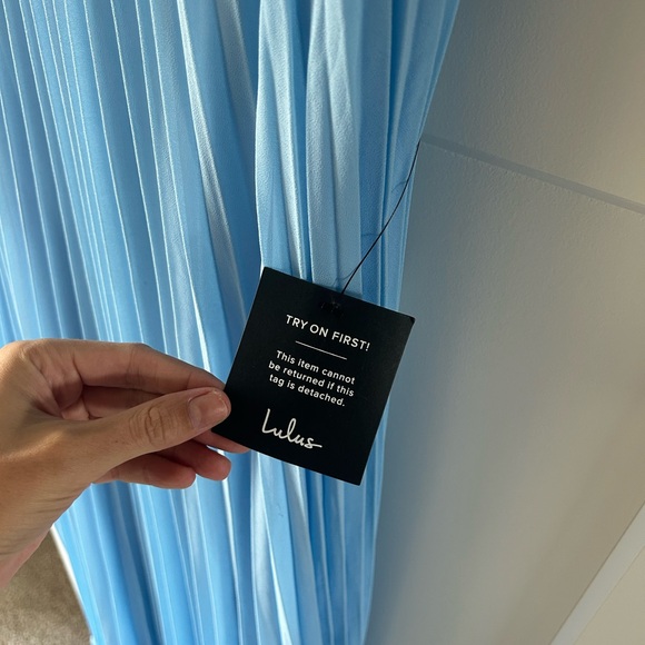 Lulus Maxi Dress - Picture 4 of 8